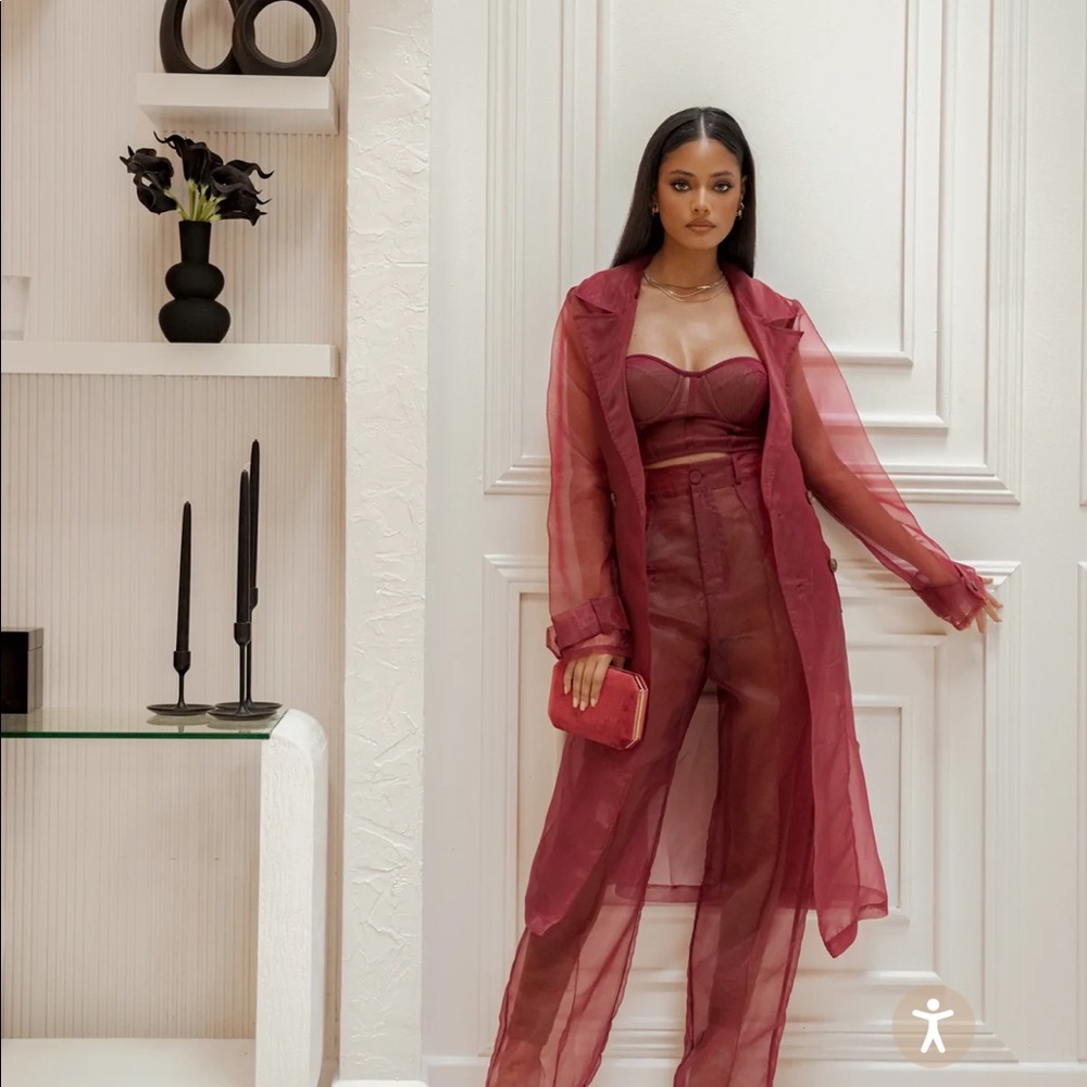 JLUXLABEL 3 piece set. Rare, This color is no longer available on site.